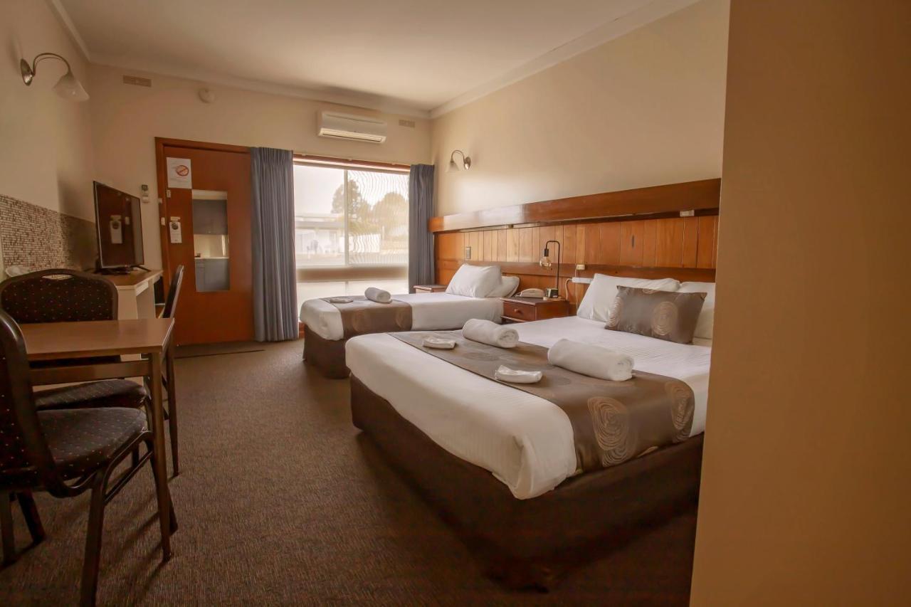 Hi Way Eight Motor Inn Стауэлл Экстерьер фото