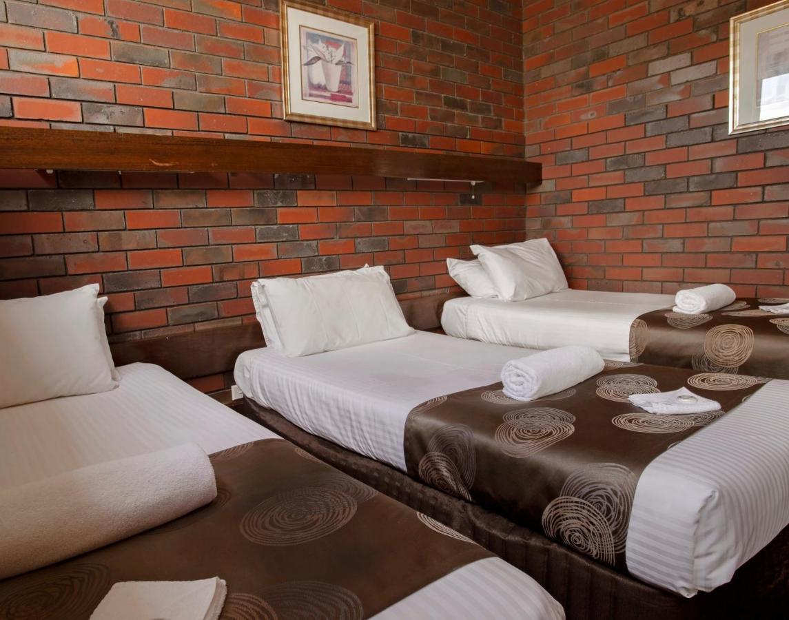Hi Way Eight Motor Inn Стауэлл Экстерьер фото