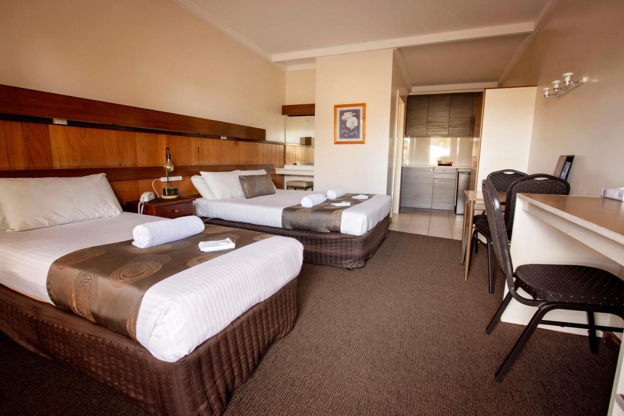 Hi Way Eight Motor Inn Стауэлл Экстерьер фото